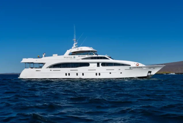 grand-majestic-yacht2